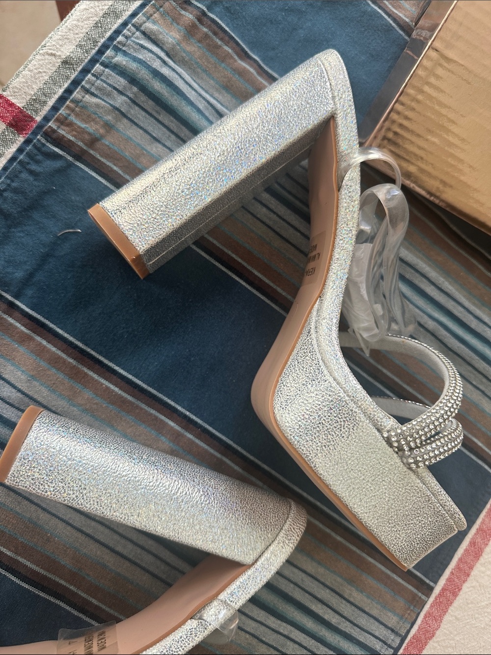 👡 Silver Rhinestone Platform Sandals - Picture 5 of 11